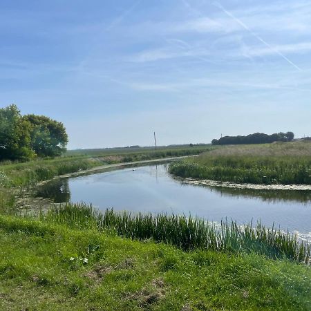Luxury Glamping At The Riverside Hotell Skegness Exteriör bild