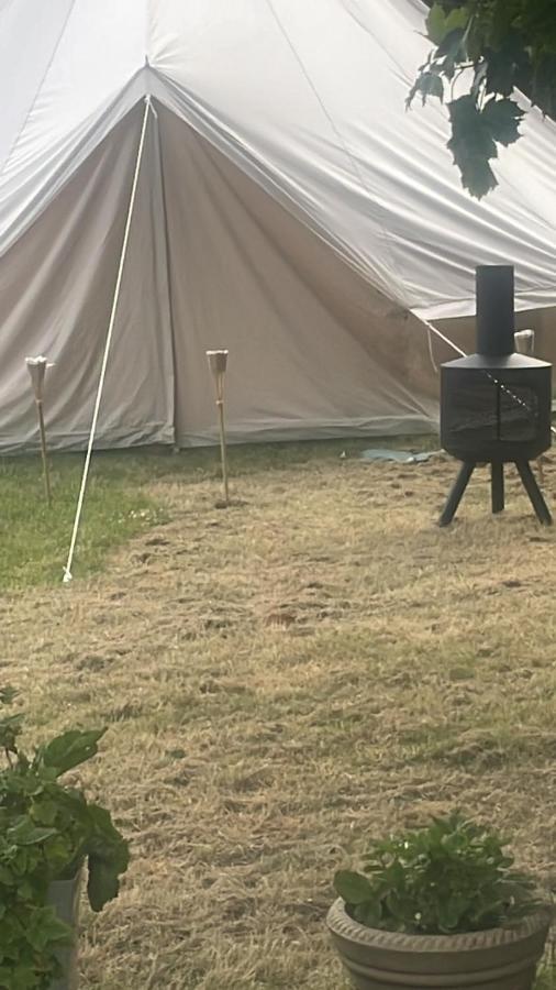 Luxury Glamping At The Riverside Hotell Skegness Exteriör bild