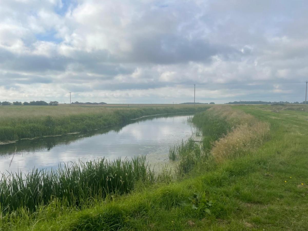 Luxury Glamping At The Riverside Hotell Skegness Exteriör bild