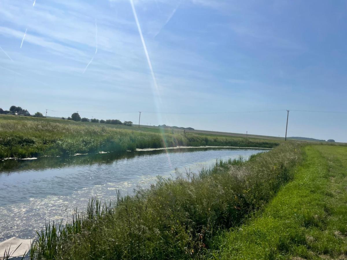 Luxury Glamping At The Riverside Hotell Skegness Exteriör bild