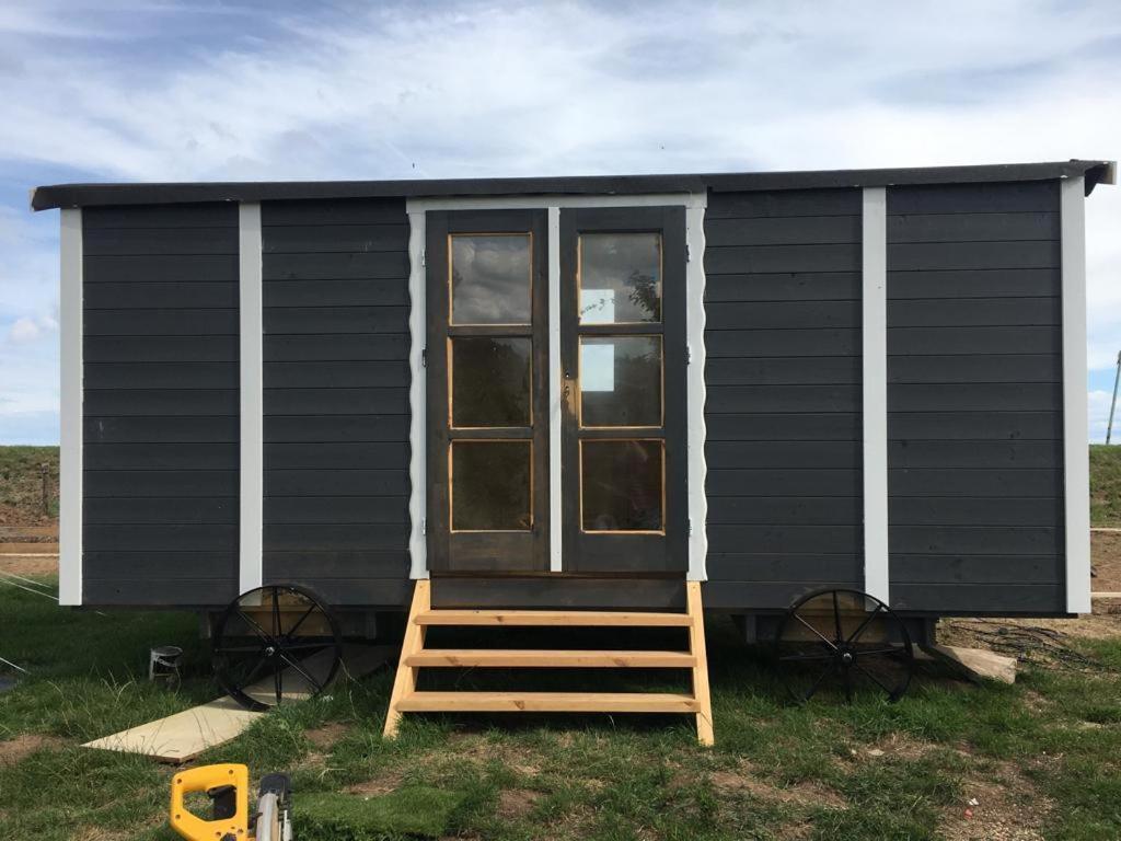 Luxury Glamping At The Riverside Hotell Skegness Exteriör bild
